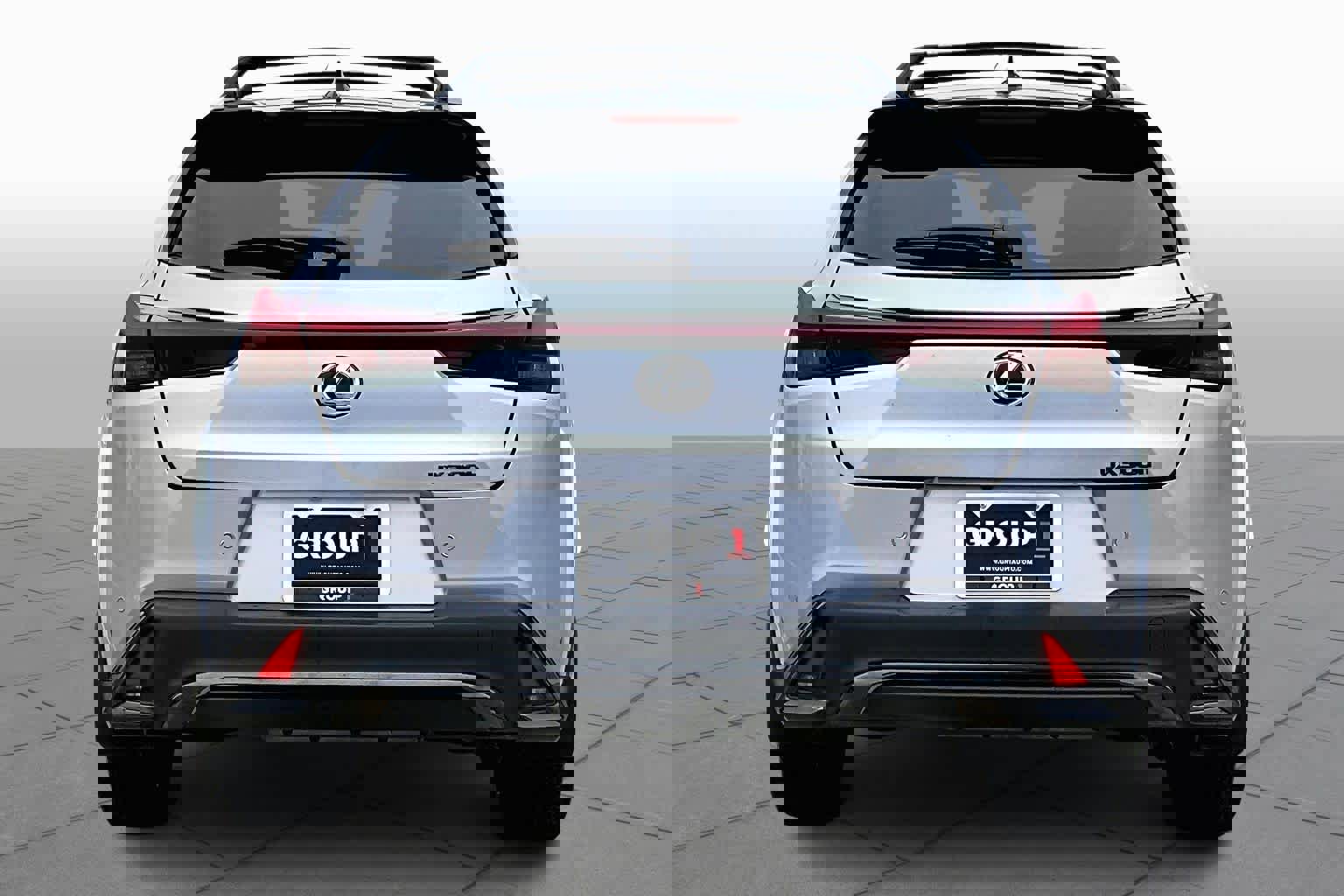 Used 2025 Lexus UX 300h FWD image 5