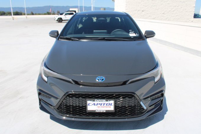 New 2026 Toyota Corolla SE image 7