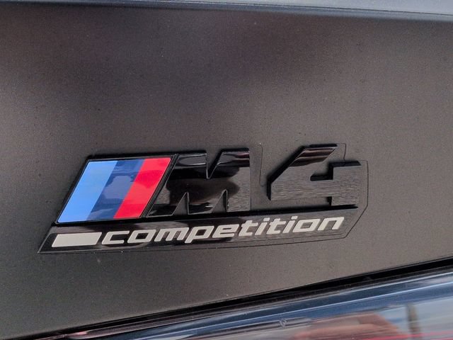 Used 2022 BMW M4 xDrive Competition w/ M Carbon Exterior Package AWD/4WD image 13