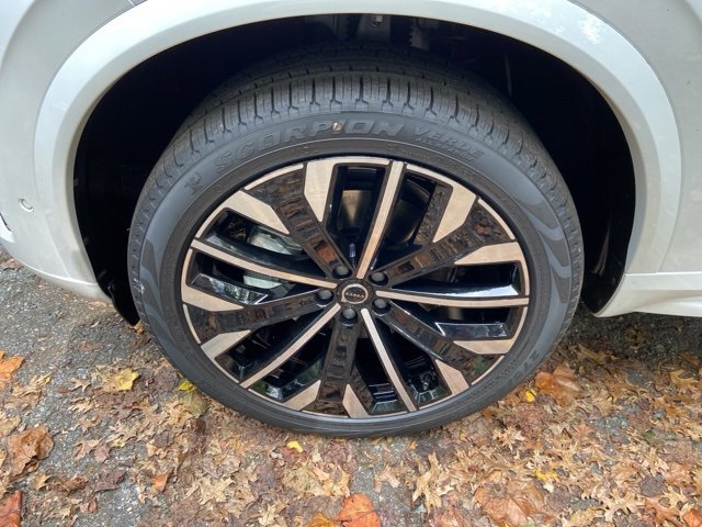 New 2026 Volvo XC90 B6 Ultra image 9