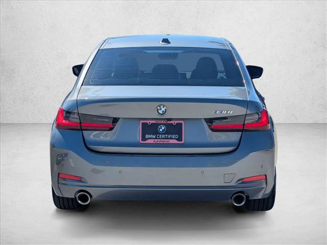 Certified 2025 BMW 330i Sedan w/ Premium Package image 7