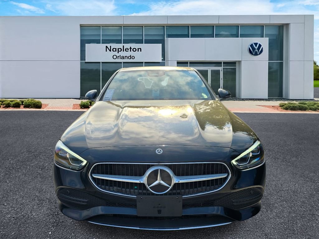Used 2025 Mercedes-Benz C 300 Sedan image 2