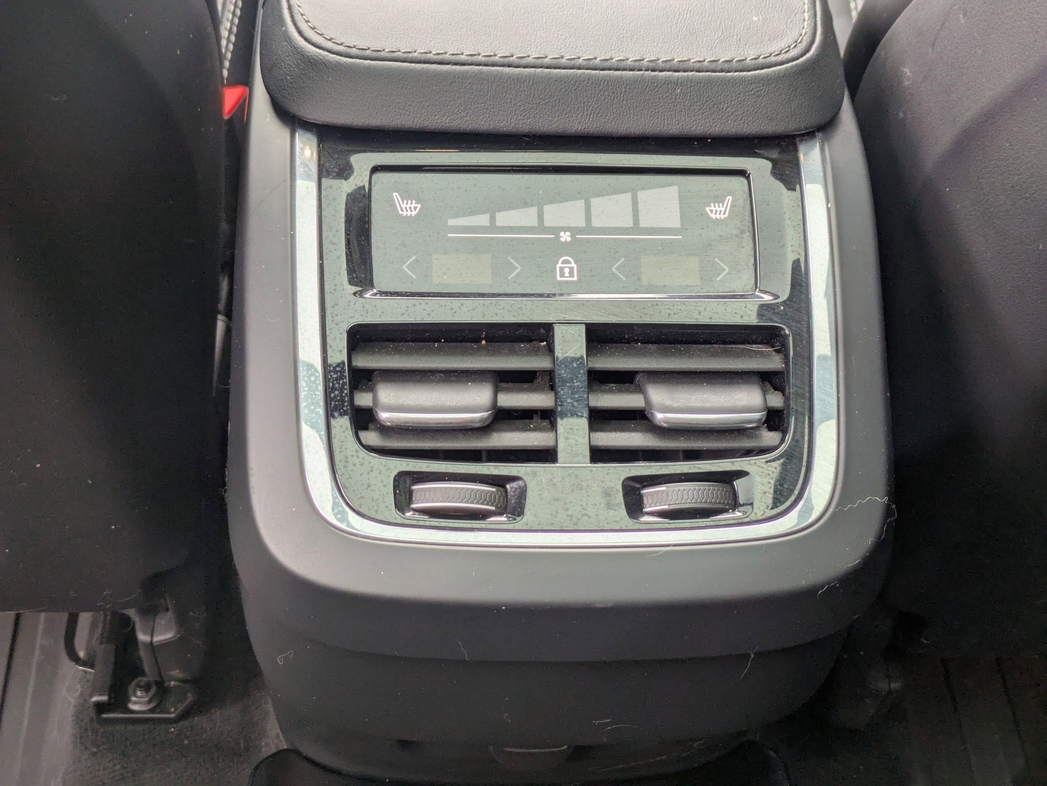 Used 2023 Volvo XC90 B6 Ultimate w/ Protection Package Premier image 23