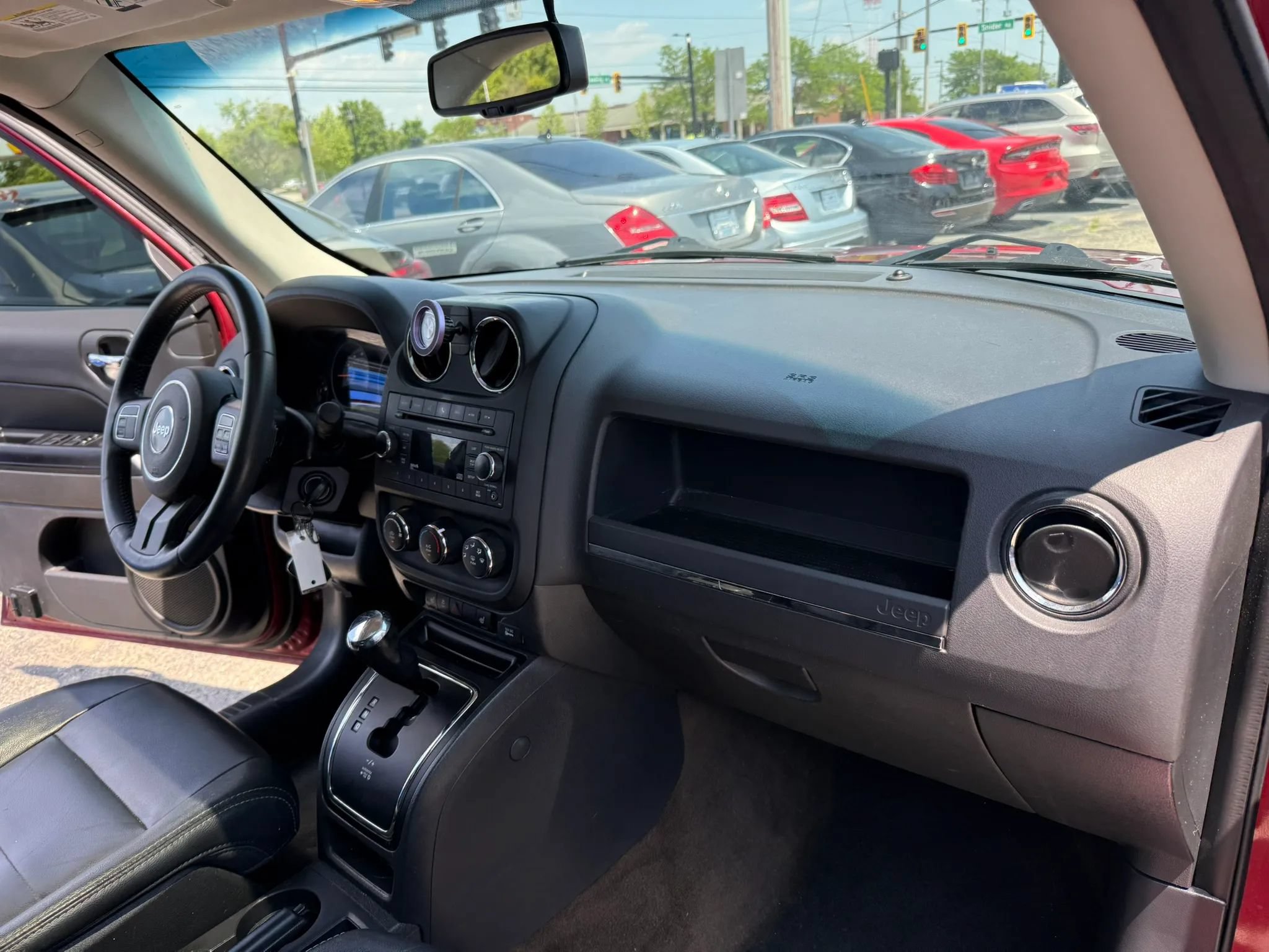 Used 2016 Jeep Patriot High Altitude AWD/4WD image 22