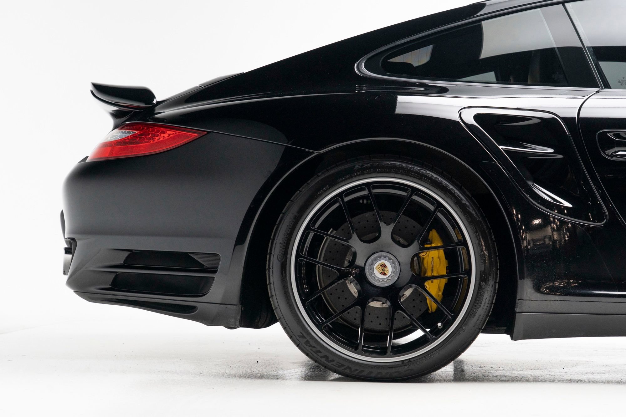 Used 2013 Porsche 911 Turbo S AWD/4WD image 61