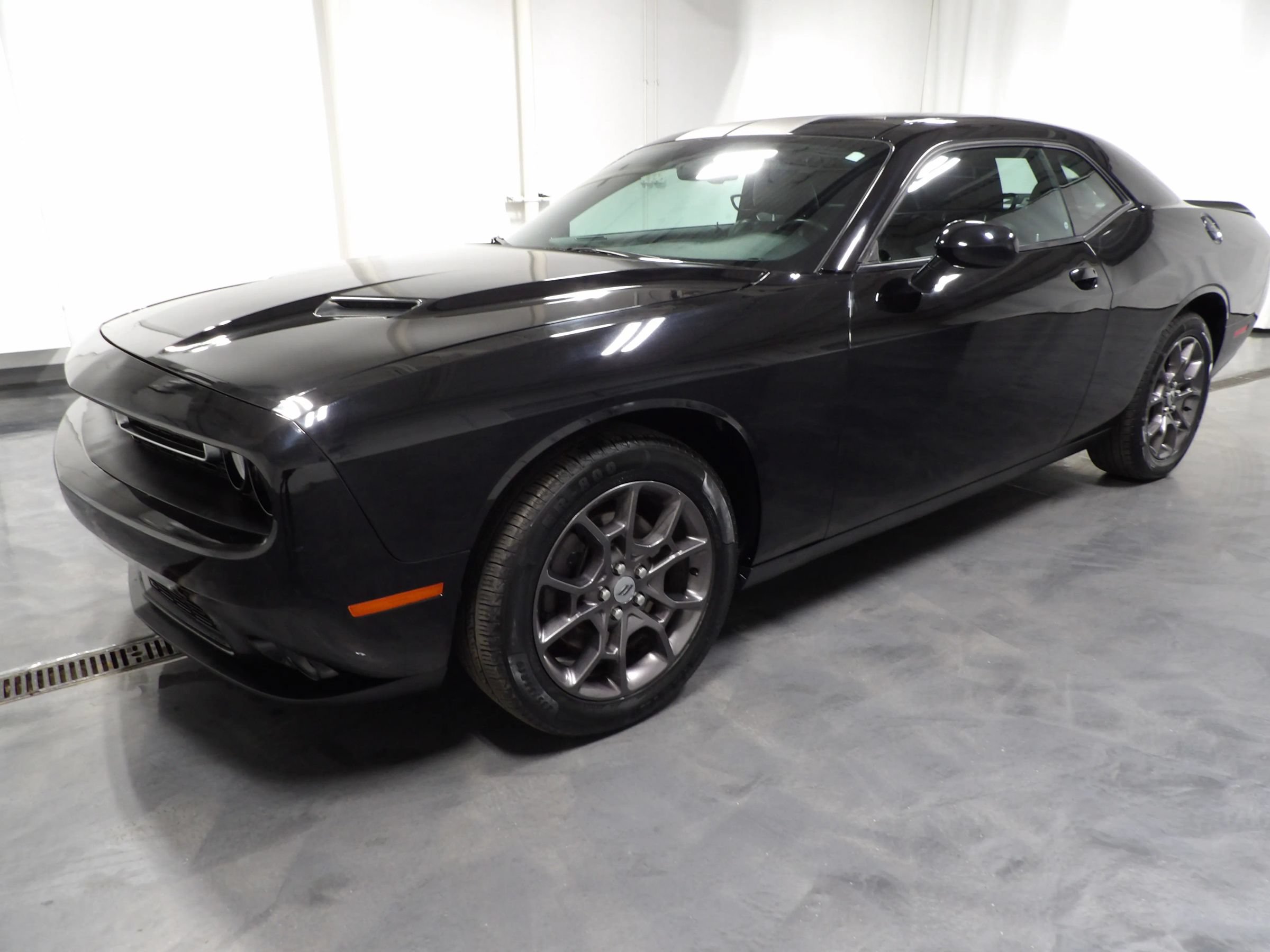 Used 2018 Dodge Challenger GT w/ Blacktop Package AWD/4WD image 5