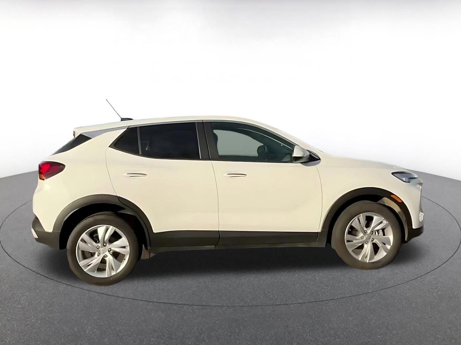 Used 2025 Buick Encore GX Preferred image 15