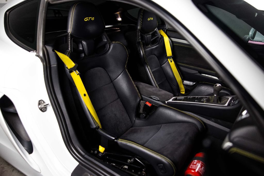 Used 2016 Porsche Cayman GT4 RWD image 13