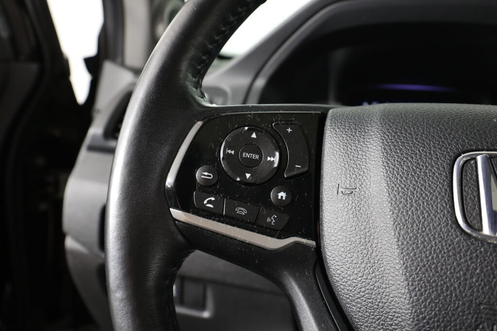 Used 2019 Honda Pilot Touring image 35