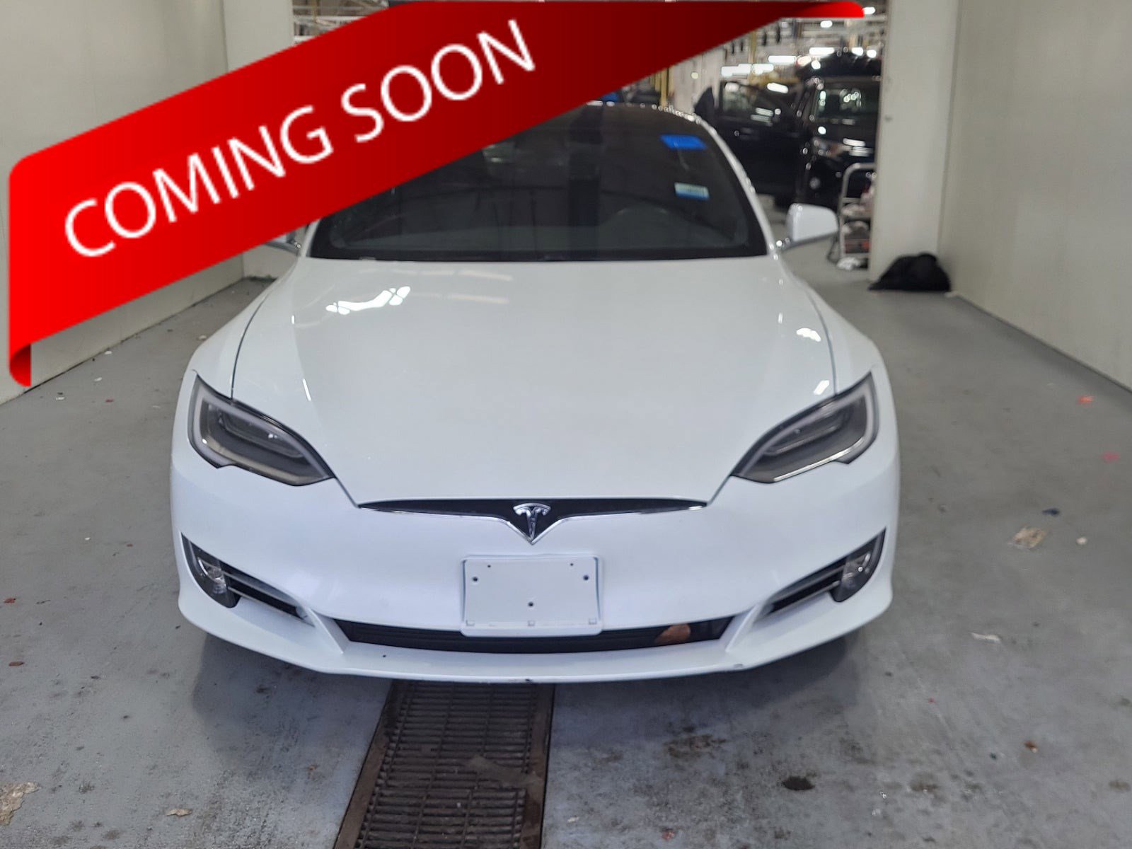 Used 2019 Tesla Model S Performance image 1