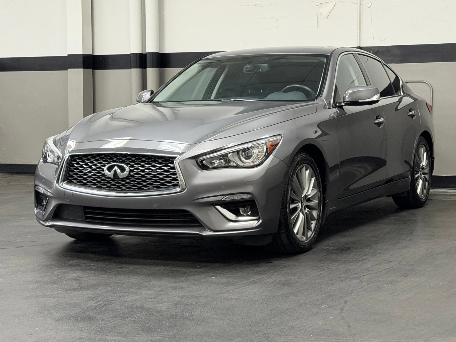 Used 2023 INFINITI Q50 Luxe w/ Cargo Package RWD image 7