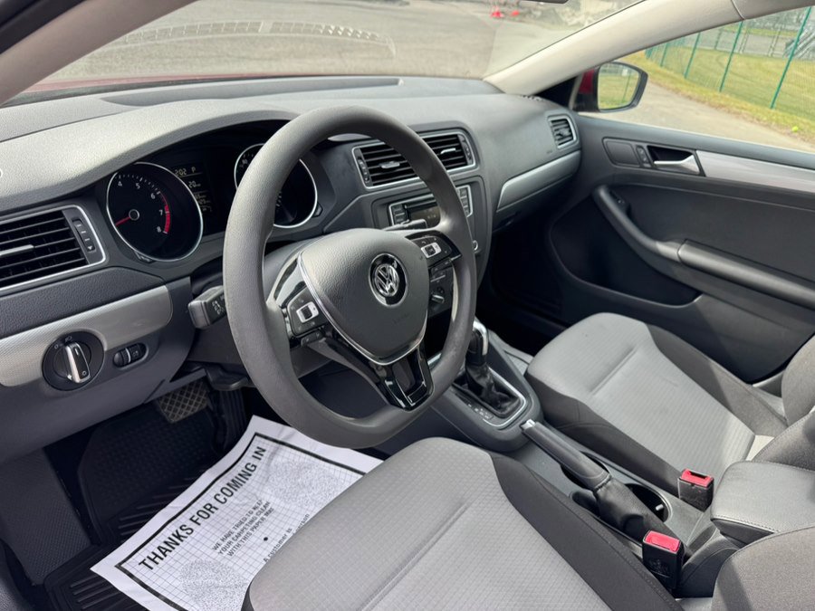 Used 2017 Volkswagen Jetta S image 13