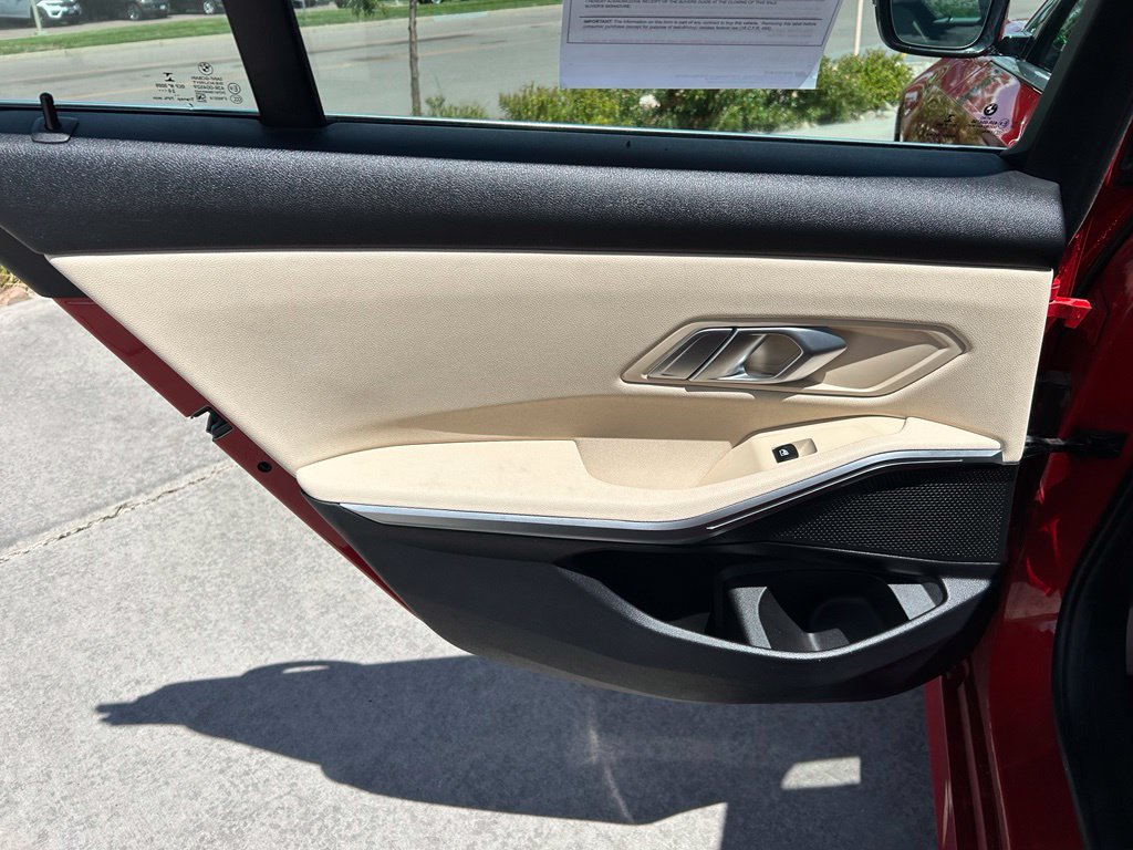 Used 2021 BMW 330i Sedan w/ Convenience Package RWD image 24