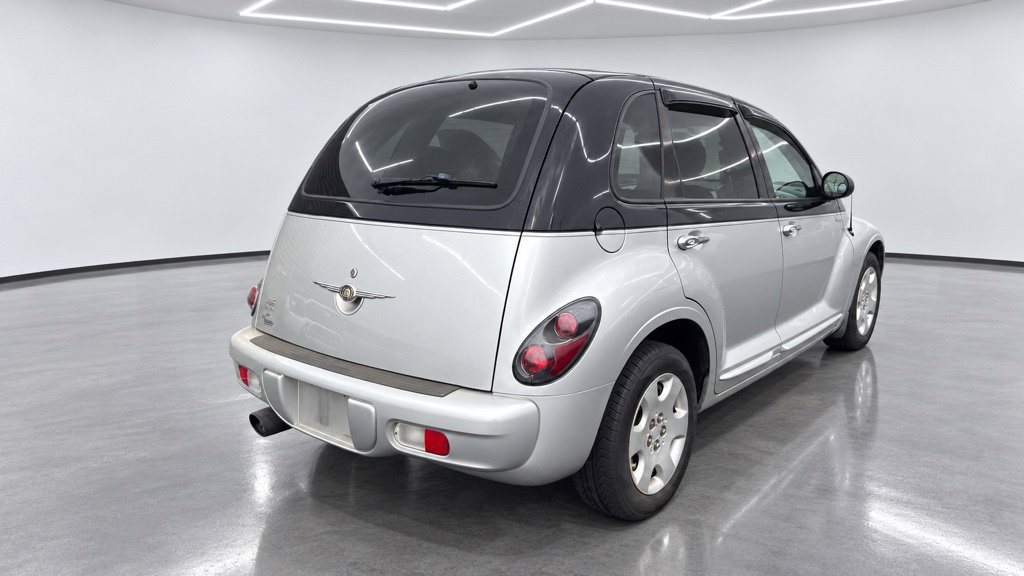 Used 2005 Chrysler PT Cruiser Touring w/ Moonroof Group FWD image 5
