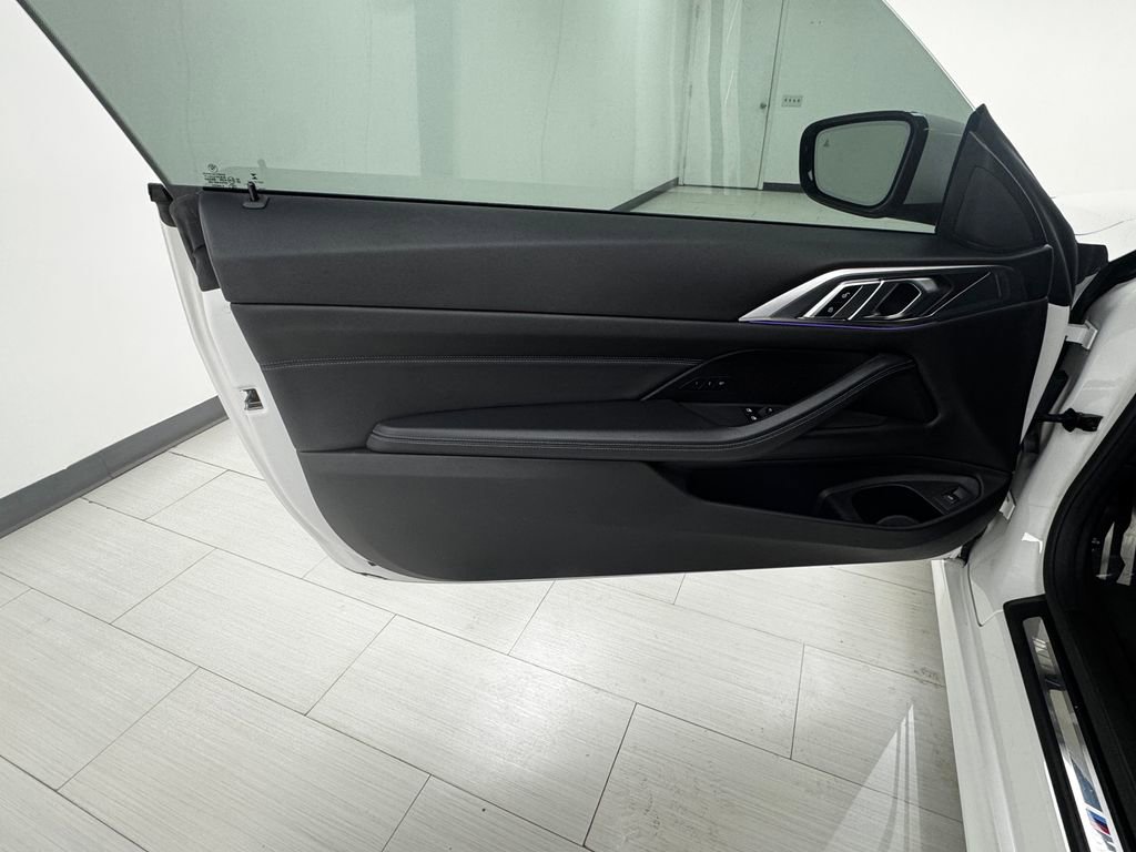 Used 2022 BMW 430i xDrive Coupe w/ M Sport Package image 9
