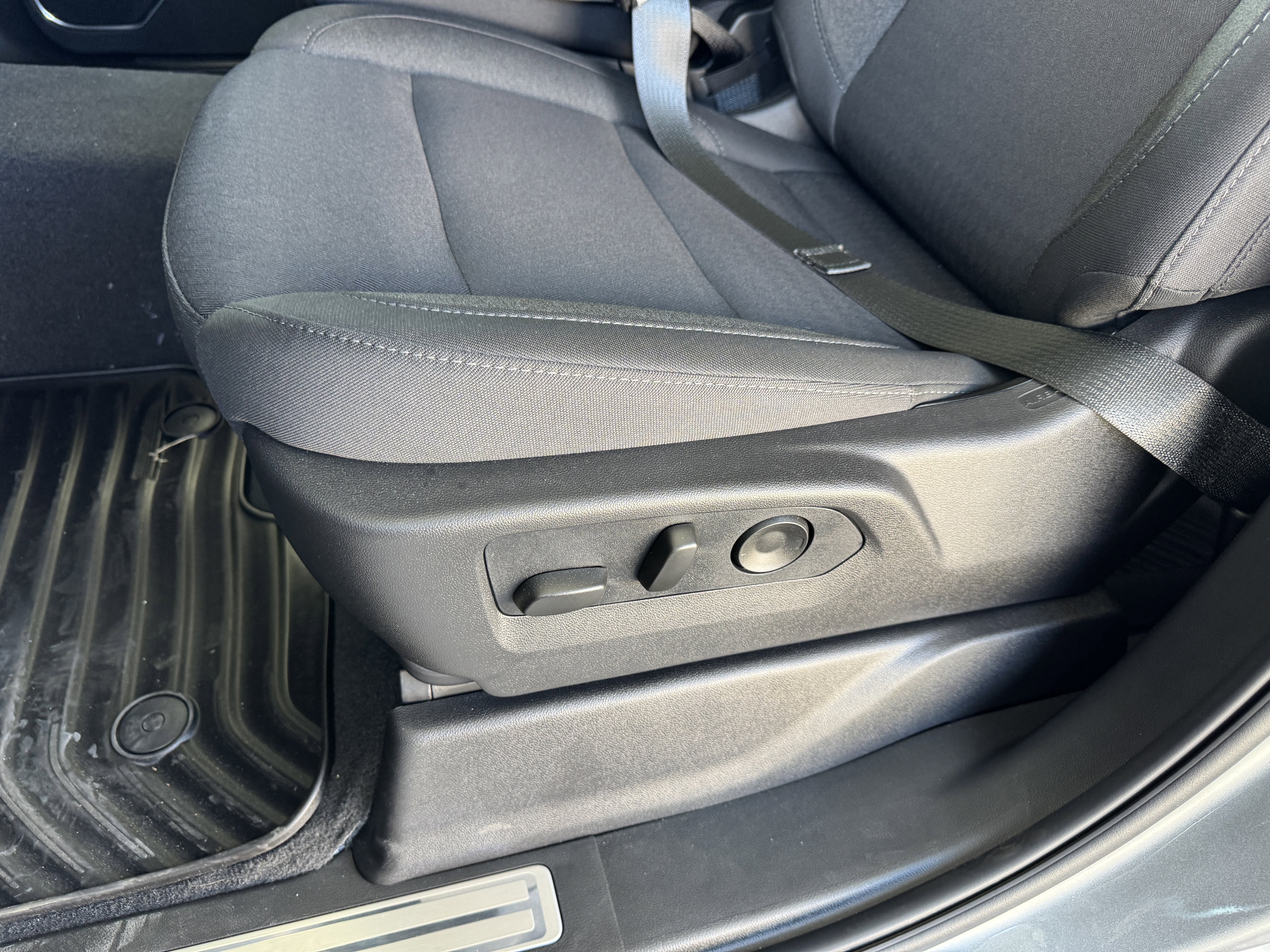 New 2026 Chevrolet Silverado 1500 LT image 13