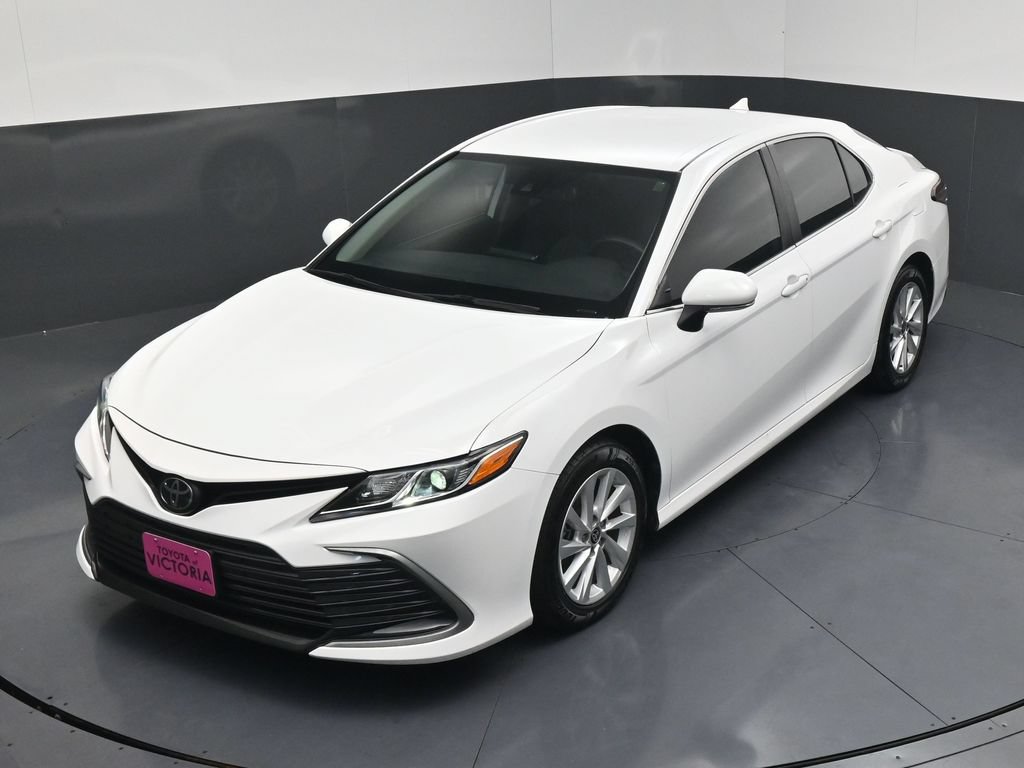 Used 2024 Toyota Camry LE w/ Convenience Package FWD image 15