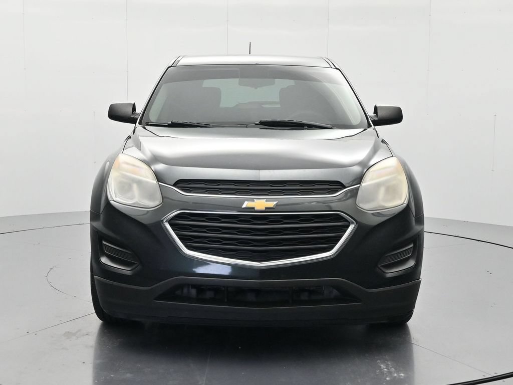 Used 2017 Chevrolet Equinox LS FWD image 2