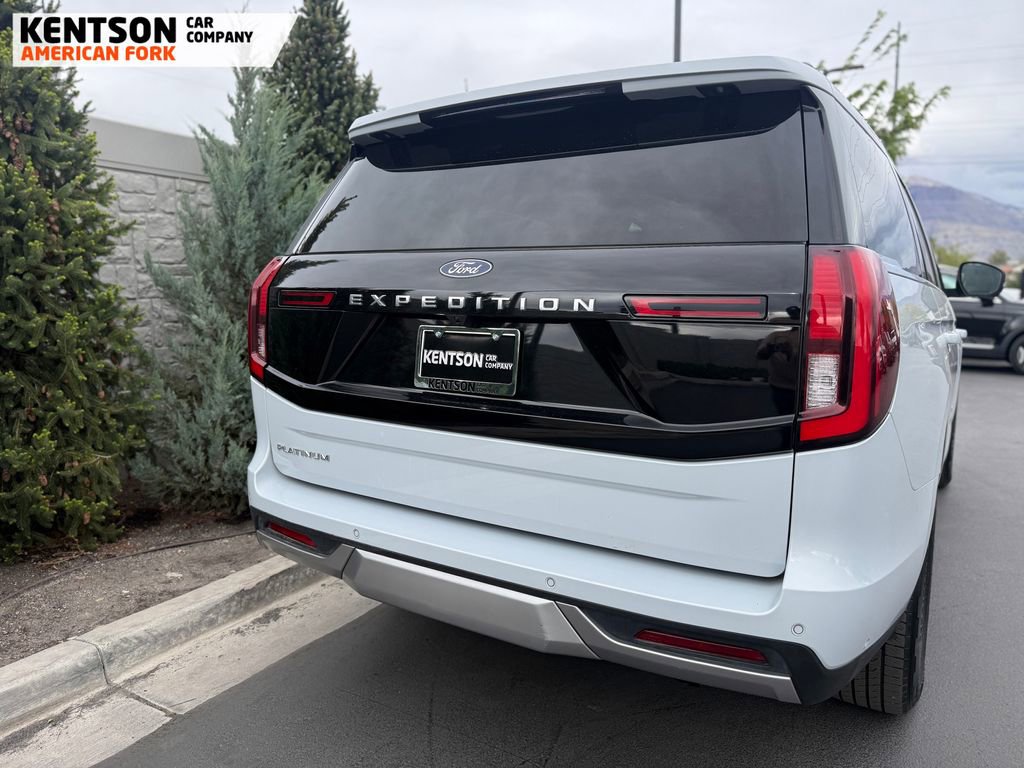 Used 2025 Ford Expedition Platinum AWD/4WD image 45