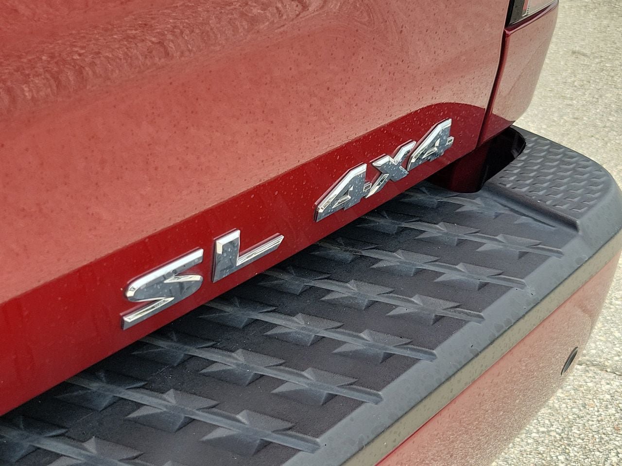 Used 2021 Nissan Titan SL AWD/4WD image 7