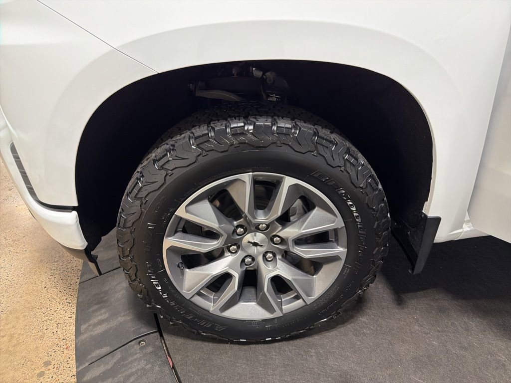 Certified 2022 Chevrolet Silverado 1500 RST w/ Z71 Off-Road Package AWD/4WD image 39