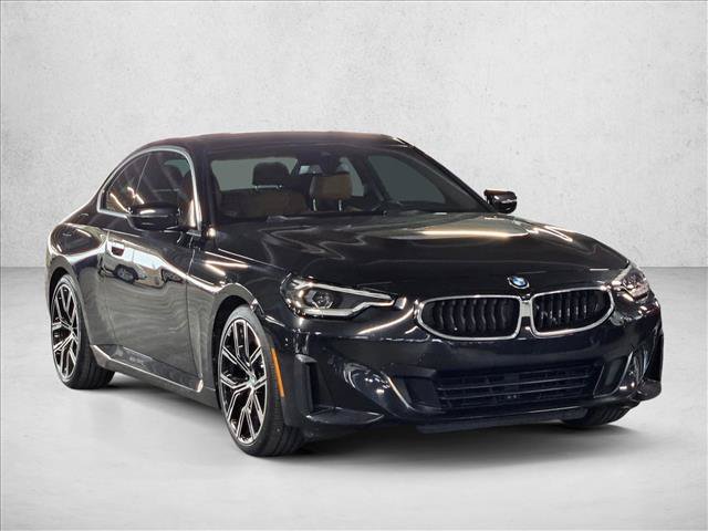 Used 2022 BMW 230i Coupe w/ Convenience Package RWD image 3