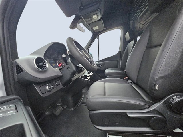 New 2026 Mercedes-Benz Sprinter 144 Cargo image 9