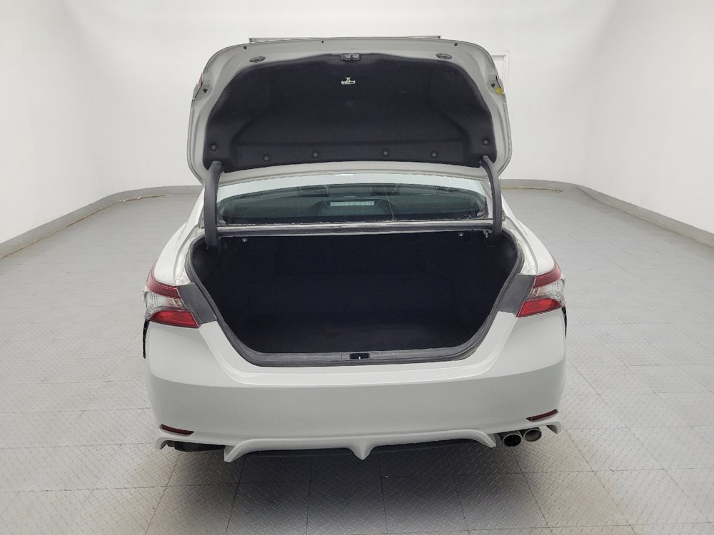 Used 2022 Toyota Camry SE FWD image 29