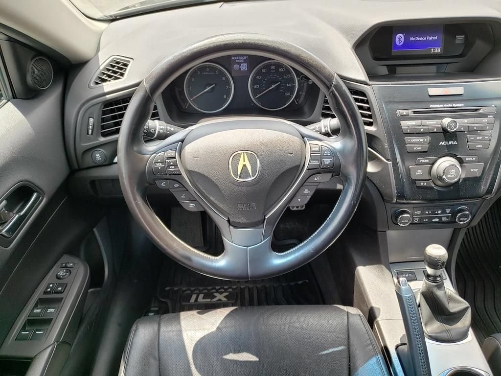 Used 2013 Acura ILX w/ Premium Package FWD image 8