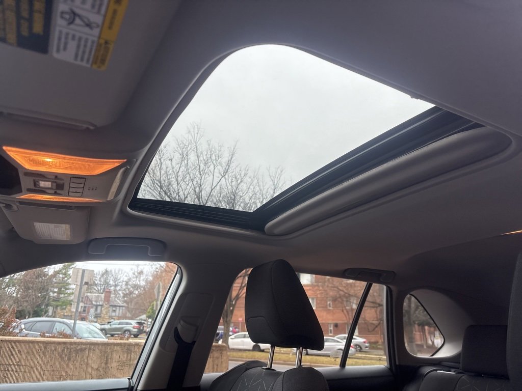 Used 2020 Toyota RAV4 XLE image 11