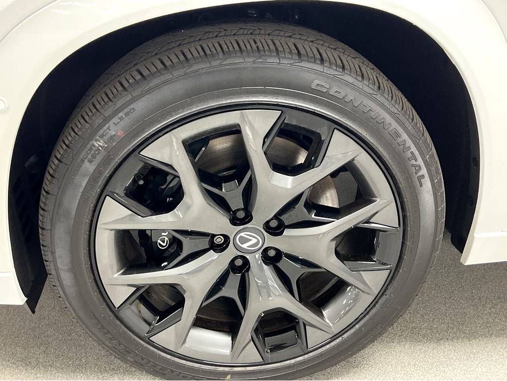 New 2026 Lexus TX 500h AWD w/ Technology Package image 37