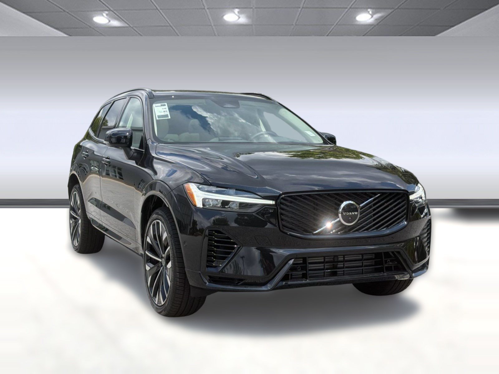 New 2026 Volvo XC60 T8 Ultra w/ Protection Package Premier AWD/4WD image 7