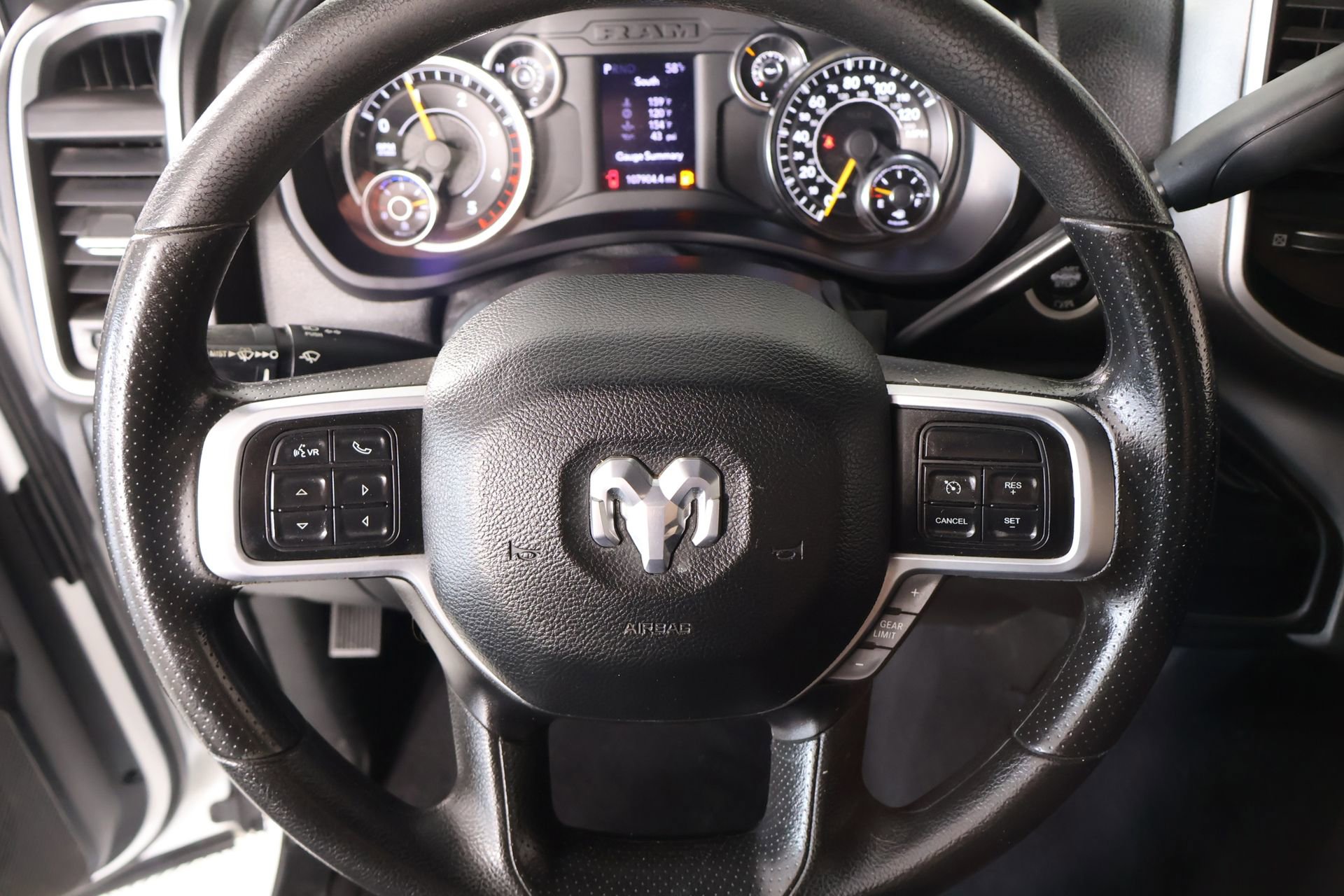 Used 2021 RAM 2500 Big Horn AWD/4WD image 3