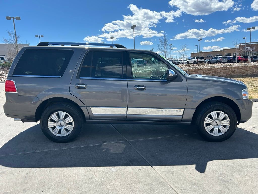 Used 2014 Lincoln Navigator 4WD image 8