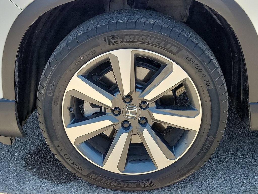 Used 2024 Honda Pilot Touring image 17