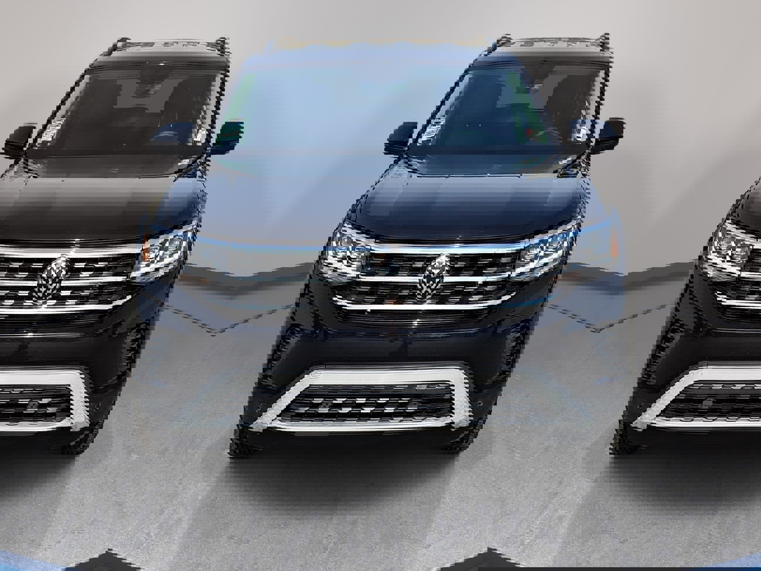 Used 2021 Volkswagen Atlas SE image 2