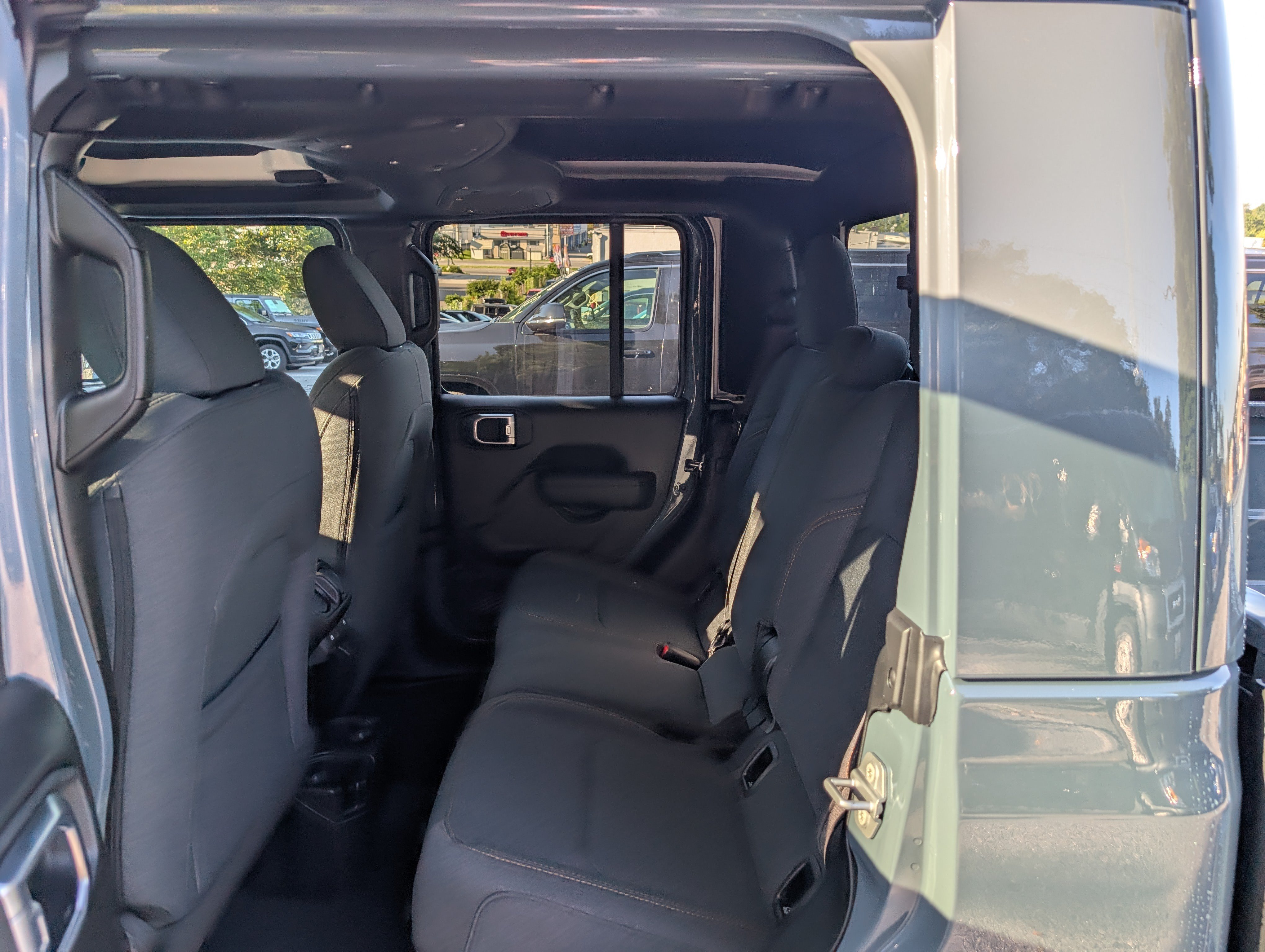 New 2026 Jeep Gladiator Sport AWD/4WD image 12