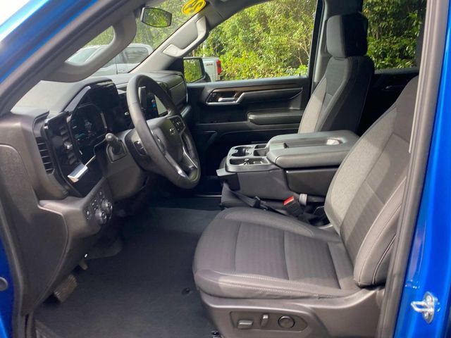 Used 2024 Chevrolet Silverado 1500 RST w/ Z71 Off-Road Package AWD/4WD image 11
