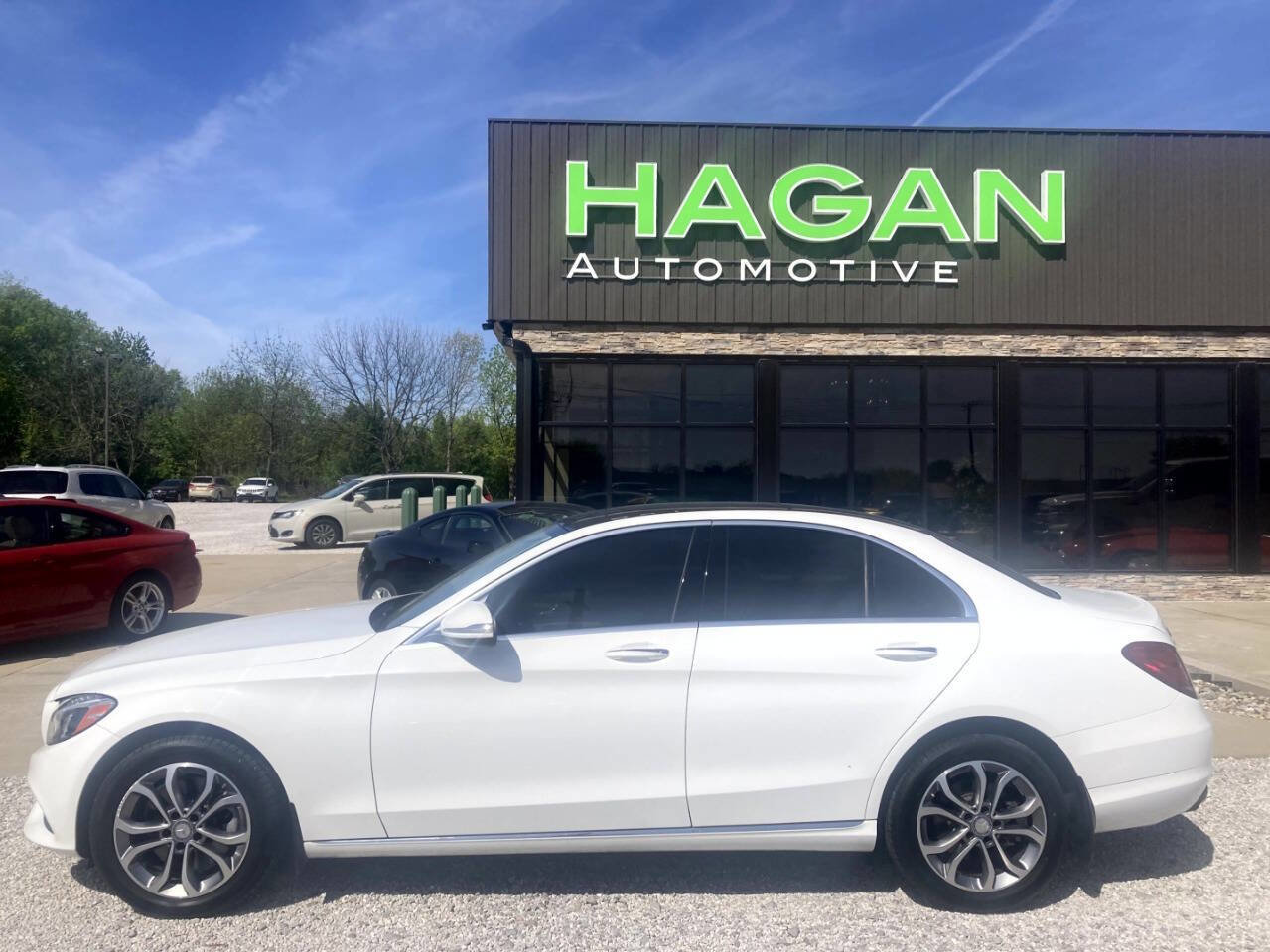 Used 2015 Mercedes-Benz C 300 4MATIC Sedan image 1