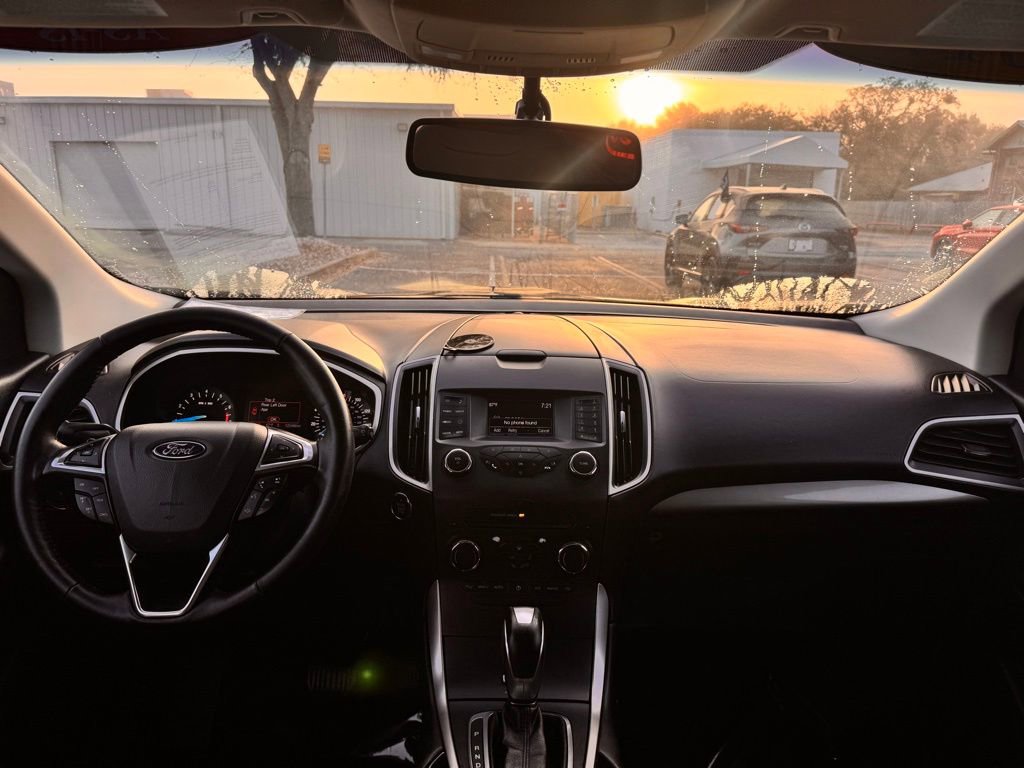 Used 2017 Ford Edge SEL w/ Class II Trailer Tow Package image 26