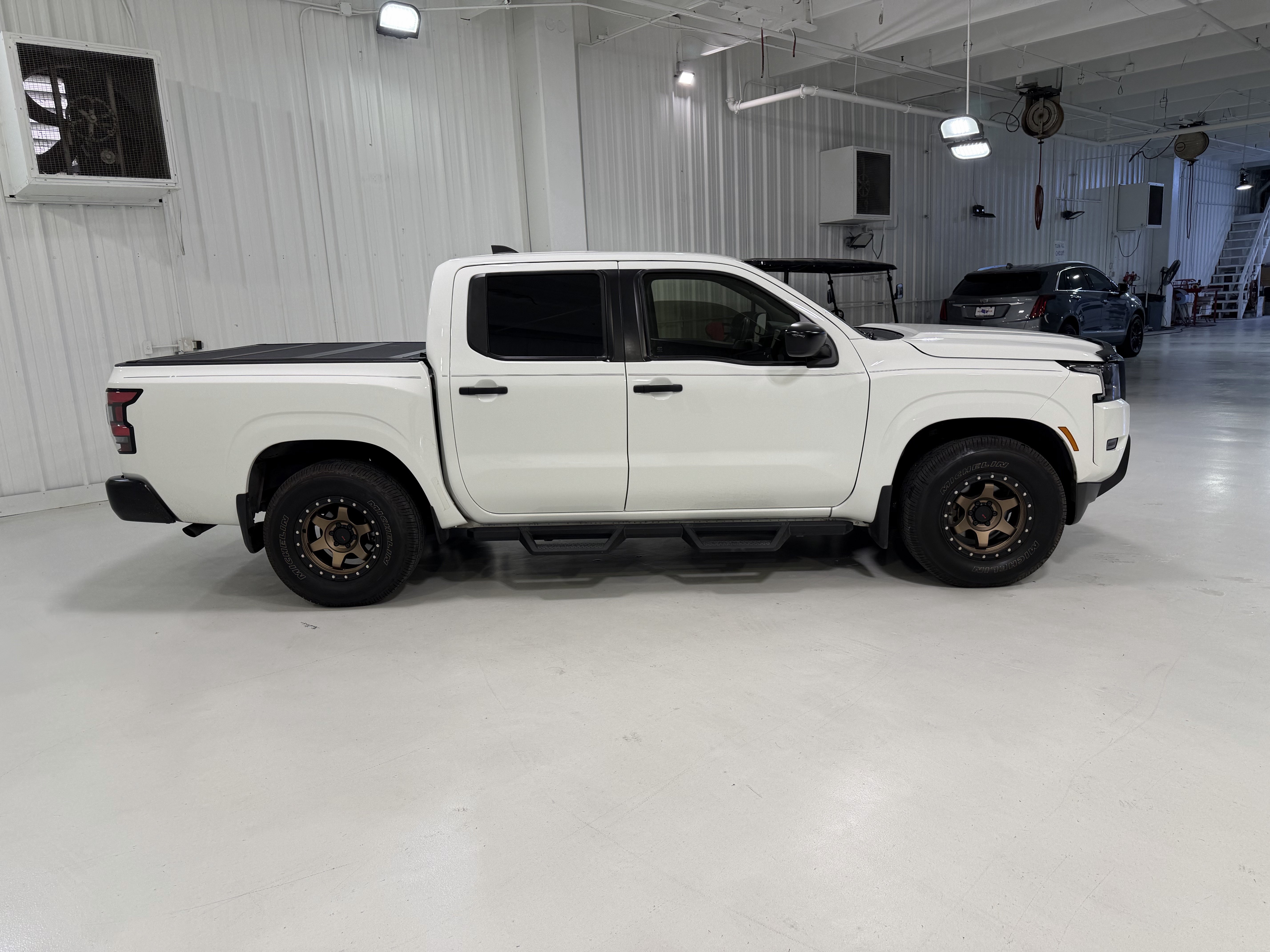 Used 2022 Nissan Frontier S w/ Technology Package RWD image 6