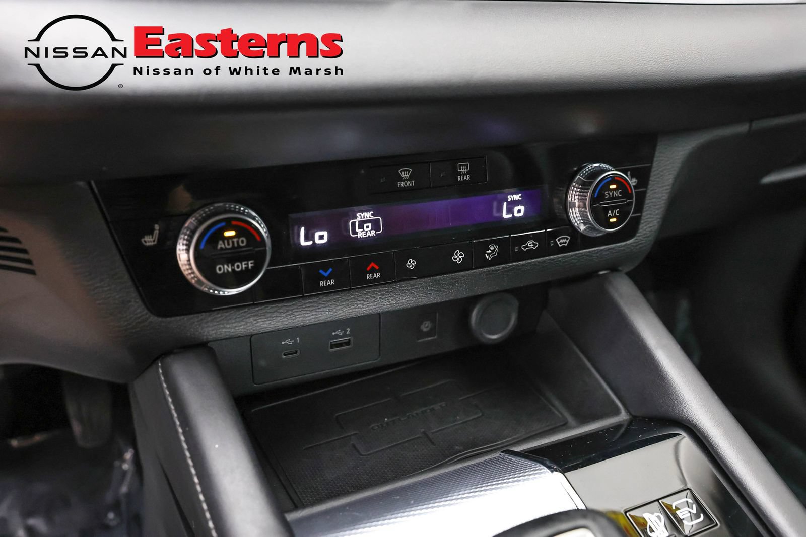 Used 2024 Mitsubishi Outlander SEL AWD/4WD image 17
