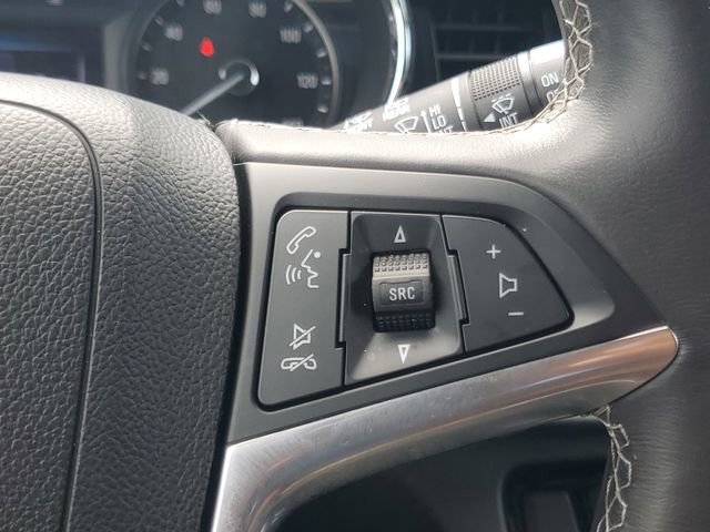 Certified 2022 Buick Encore Preferred w/ Safety Package FWD image 21