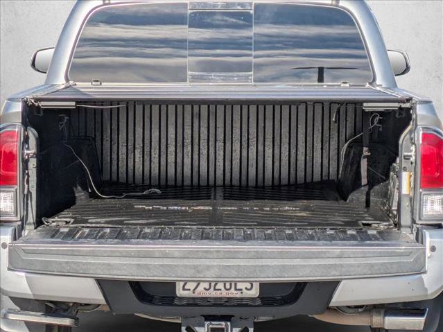 Used 2022 Toyota Tacoma TRD Sport image 6