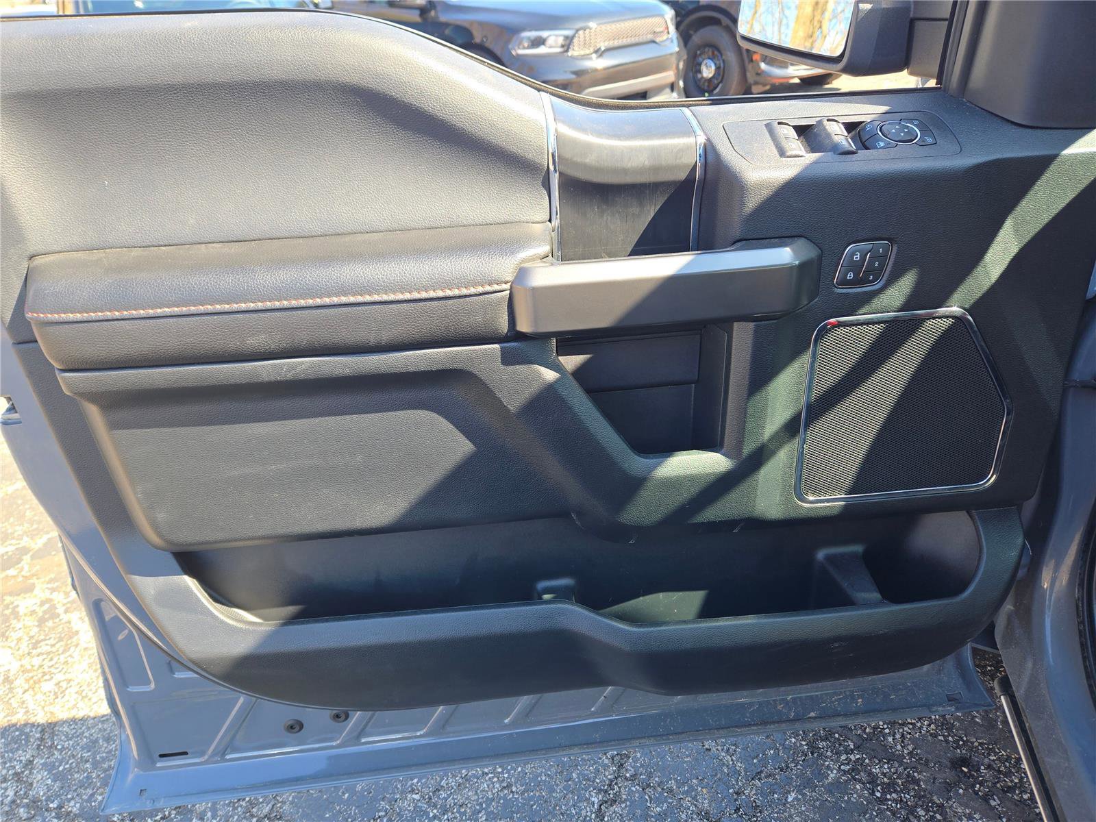 Used 2019 Ford F150 Lariat w/ Equipment Group 502A Luxury image 26