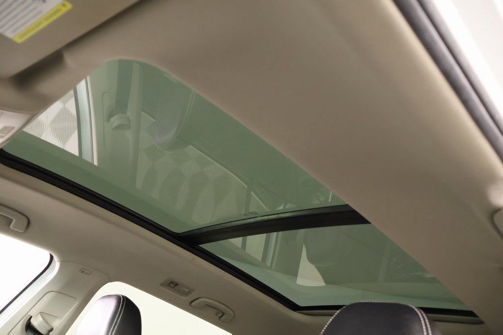 Used 2021 Volkswagen Atlas SEL image 16