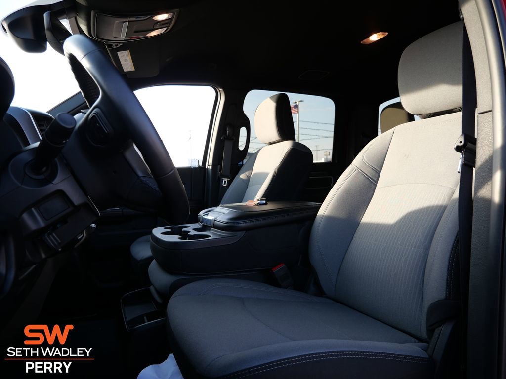 Used 2024 RAM 2500 Big Horn w/ Bed Utility Group image 19