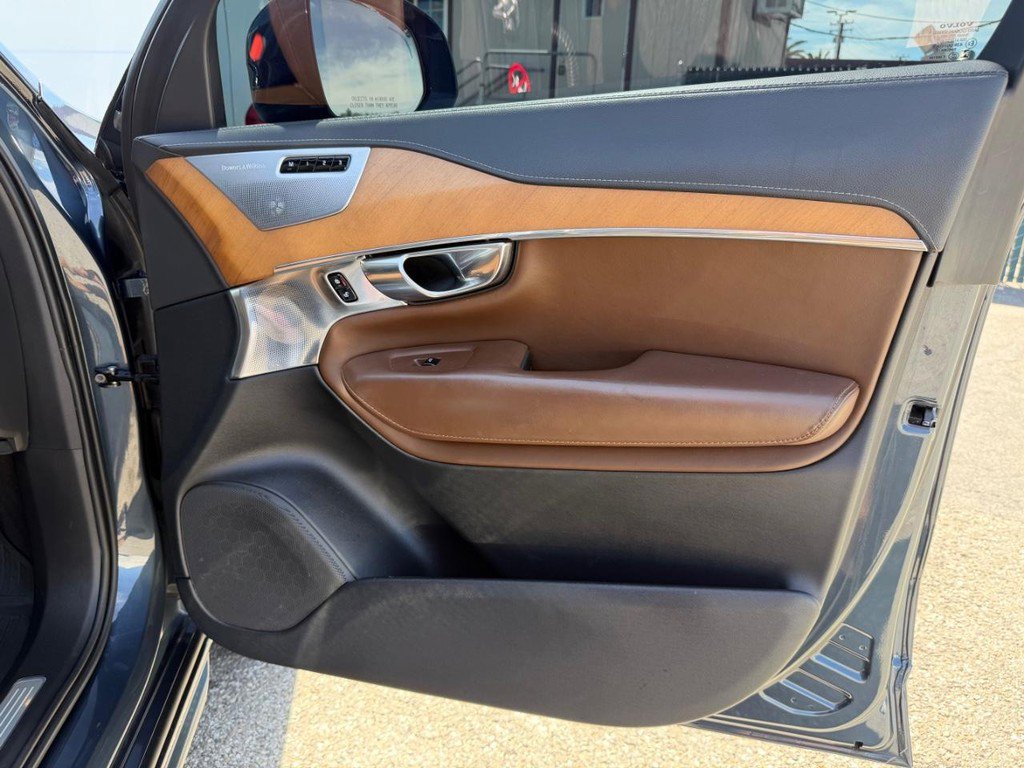 Used 2018 Volvo XC90 T6 Inscription w/ Convenience Package image 20