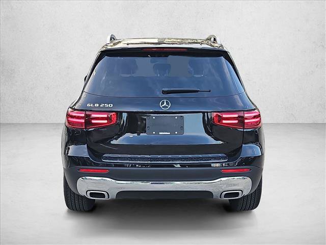 New 2026 Mercedes-Benz GLB 250 image 8