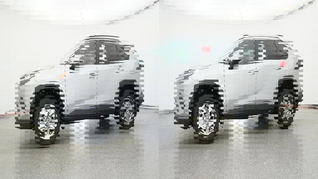 New 2025 Toyota RAV4 XLE image 18